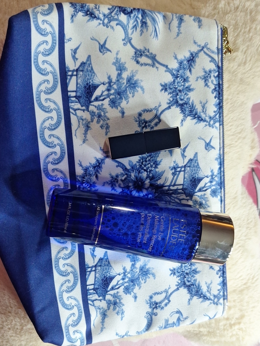 Estée Lauder Blue Revitalizing Makeup Remover, Cosmetic Bag,& #420 Mini Lipstick